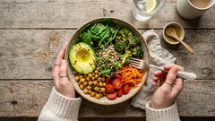 Zrównoważony stosunek białek, tłuszczów i węglowodanów sprzyjający odchudzaniu